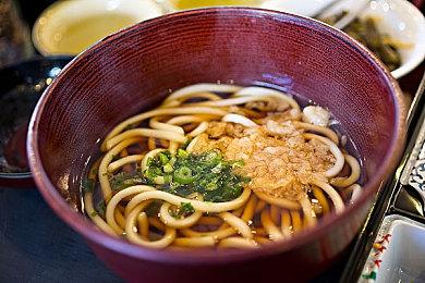 《超侦探事件簿：雾雨迷宫》通关时间40-50小时